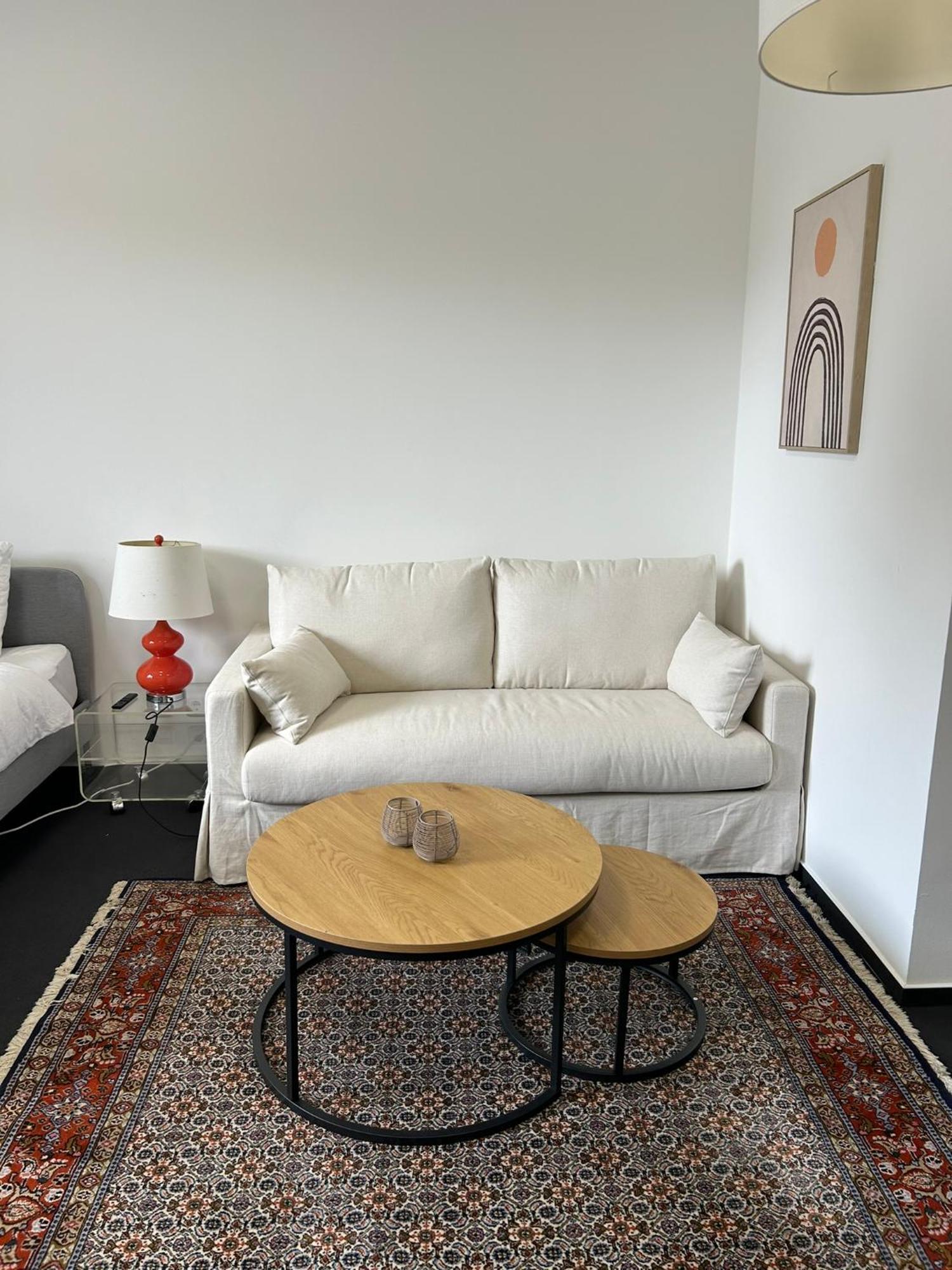 35 Qm Grosses Apartment Mit Eigenem Badezimmer In Den Elbvororten Hamburg Exterior photo